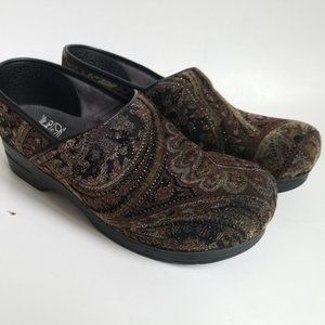 Dansko Vegan Women's 42 Clogs Paisley Tapestry